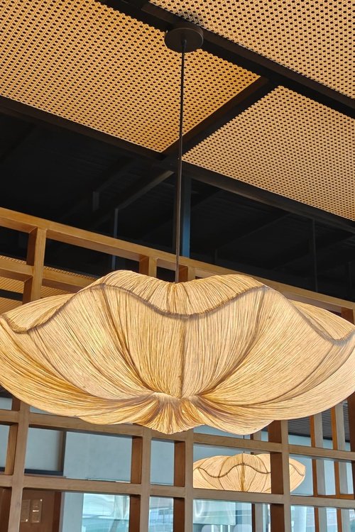 Shimmer Bright – Golden Bloom Sculptural Pendant Lamp